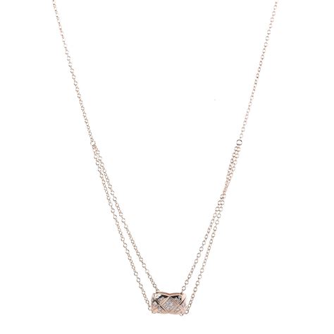 chanel 18k beige gold coco crush pendant necklace